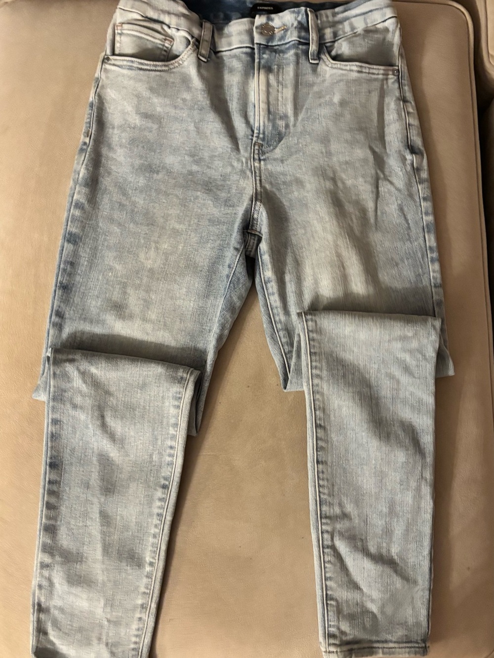 Express Women's Skinny Jeans - Light Blue Wash SKINNY HIGH RISE
FLEXX HYPER STRE